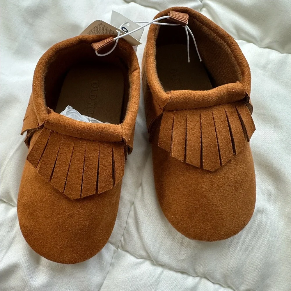 Old Navy Tan Kids Moccasins with Fringe